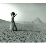 out-by-pyramids-sahra-saeeda-photo-isabel-munoz2